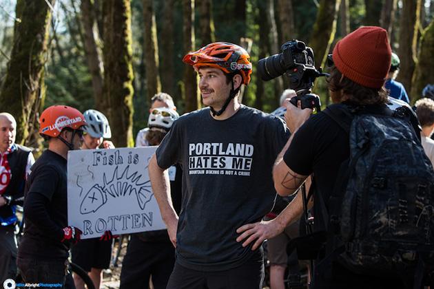 bikemag's tweet photo. Wondering what the hell is going on in #Portland? http://t.co/nBWuDvaJoB @IMBA_US @peopleforbikes @BikeLeague http://t.co/4yfG6uuL1e