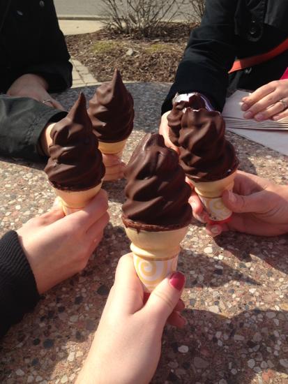 mlhurrell's tweet photo. WFP team enjoying one of our precious warm days with a delicious cone excursion! #LifeAtKohls http://t.co/IPyCOj85Q3