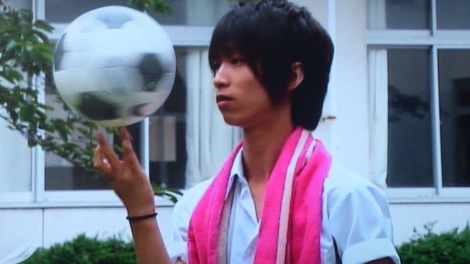 ___t_sp_'s tweet photo. 『『　晴れれば笑顔

　　　双葉高校　　海野健

　　　基地外な馬鹿野郎　←

　　　　　　　　　雨なら涙　』』

#RTしたnrさんbotさんフォローする http://t.co/sE4tdB4igl