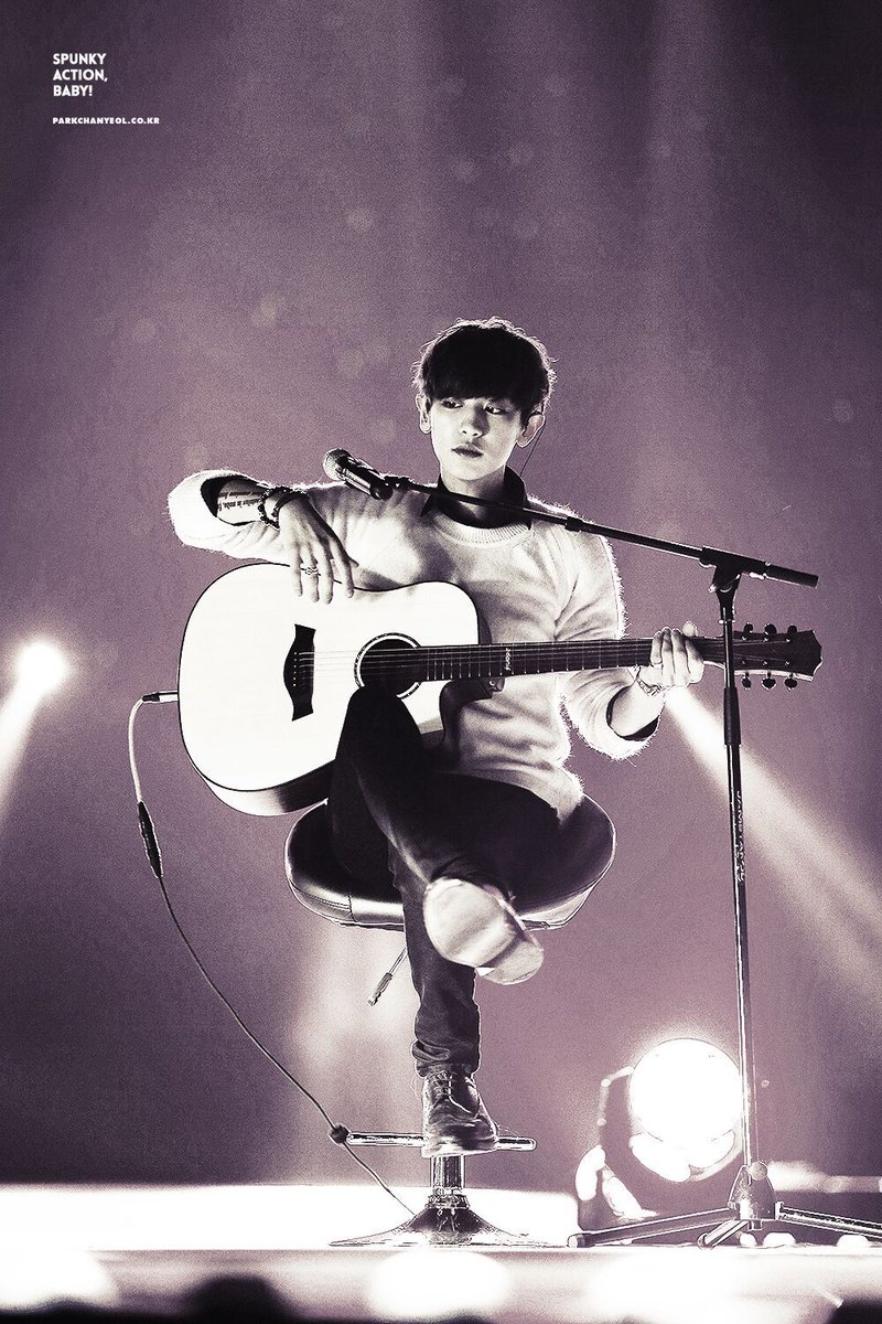 EXOXOXOID tweet media