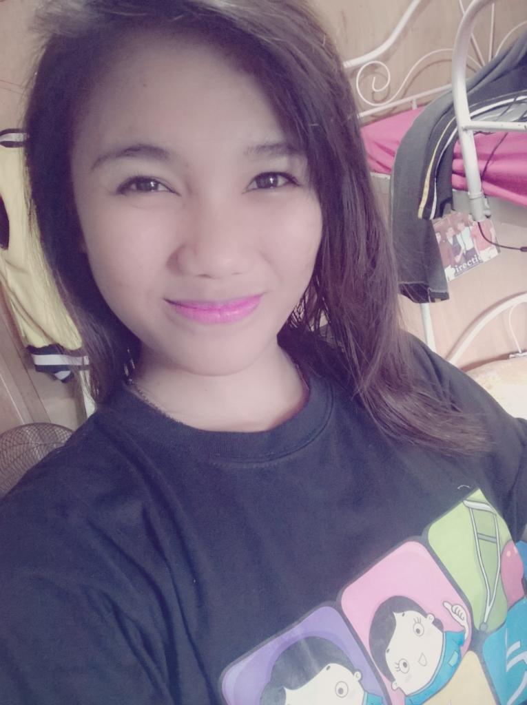 SittiUndug's tweet photo. I miss you my beautiful ate, sana pansinin mo na ako. ILYSM and IMYSM 👱👯 http://t.co/67JaxiU9kk