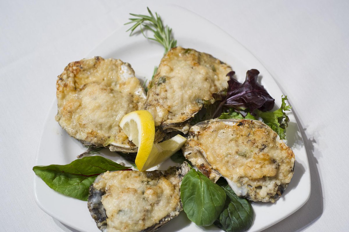 CajunsLR's tweet image. "Oh you had leftover casserole for lunch? I had Oysters Bienville at #CajunsWharf." #lunchwin #CajunsLunchcation