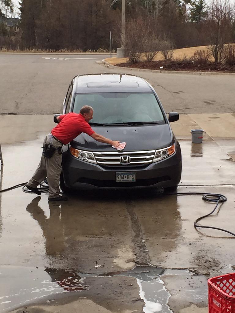 Don in action! I think he missed his calling...that van looks brand new!! Nice work Don! 😄 <a href="/JaimeLenczewski/">Jaime Lenczewski</a>