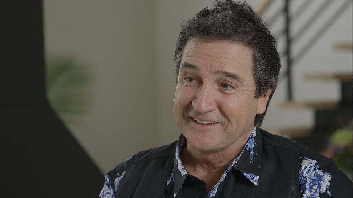 iciartv's tweet photo. Samedi 18h, René Simard est en entrevue avec @tanyalapointe. http://t.co/KkX04i8Asi #ARTVSTUDIO #ÉmissionSpéciale http://t.co/K2ETjAjMF7