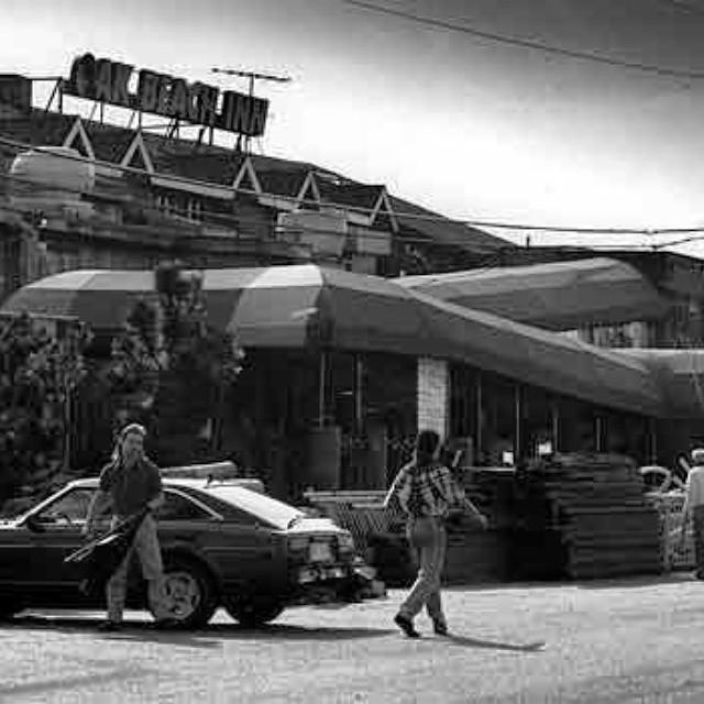 pacificcoastaus's tweet photo. #TBT How many remember this iconic landmark? #OBI #OakBeachInn #ClassicLongIsland #LIBars #LegendaryPlaces #GoodTim… http://t.co/egKOl1kte6