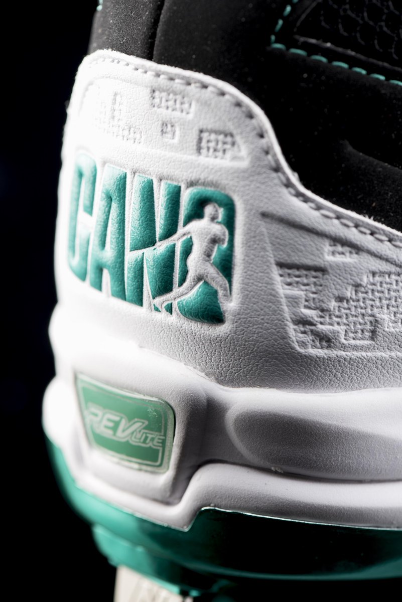 RobinsonCano's tweet image. Proud to be the newest face of @NB_Baseball &amp;amp; to have them support #RC22DreamSchool with uniform donations!