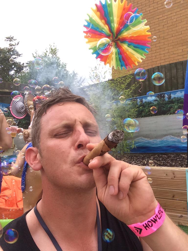 djcolski's tweet photo. Roll on summer can't wait #sun #summer #tan #festivalseason  #PartyParty #ink #beergardens http://t.co/4br9DEiTmr