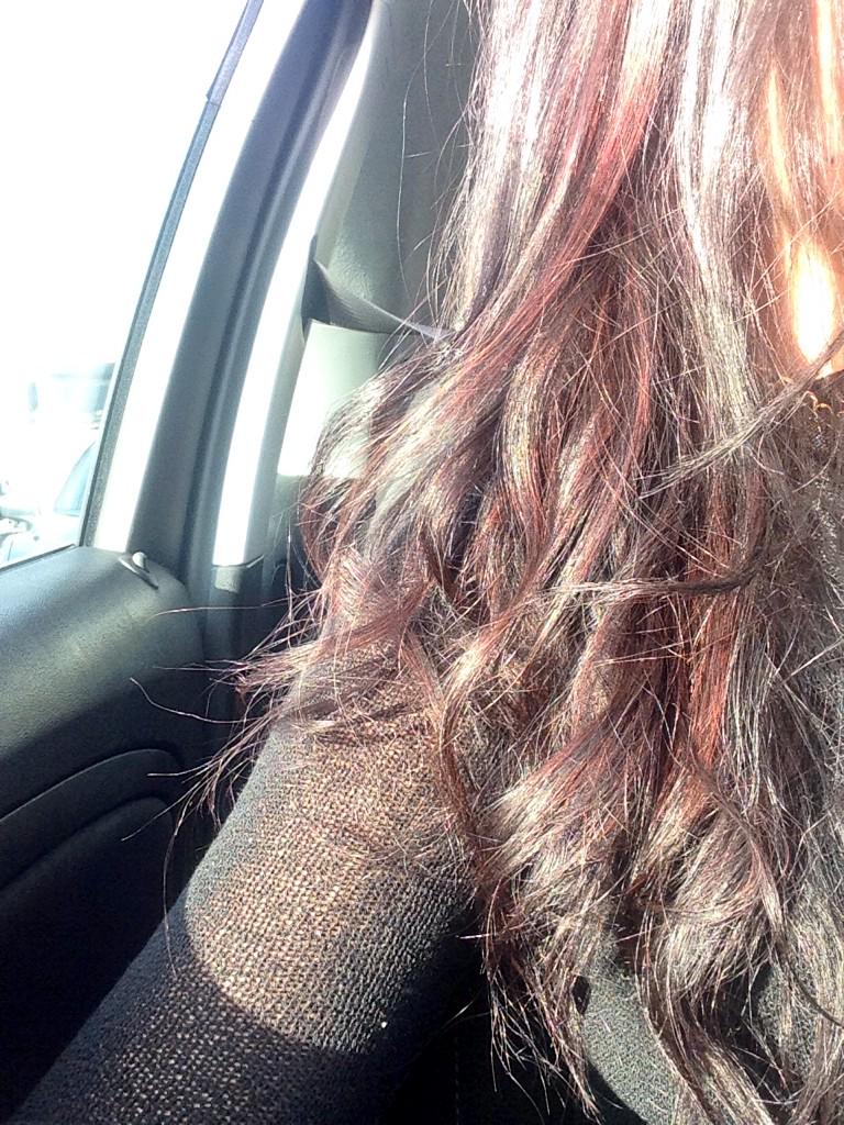 Eleanorxcx's tweet photo. I can see them!! 😂💁 @xjessica_marbex http://t.co/VunvEJ1FnC