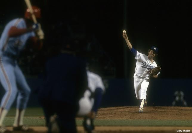 Happy Birthday to longtime pitcher Don Sutton 