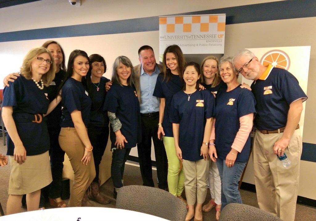 UTCCI's tweet photo. What a treat to have @UTCoachJones join us as Keynote speaker for @UTSMW #UTSMW15 http://t.co/nwMmDRfqRR