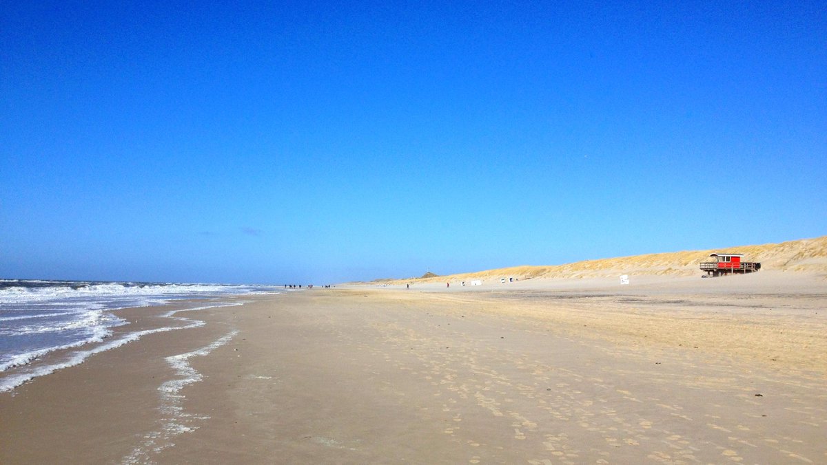 Gründonnerstag 2015 auf Sylt - wolkenloser Himmel, 8 Grad, Traumwetter. So darf es Ostern gerne weitergehen...