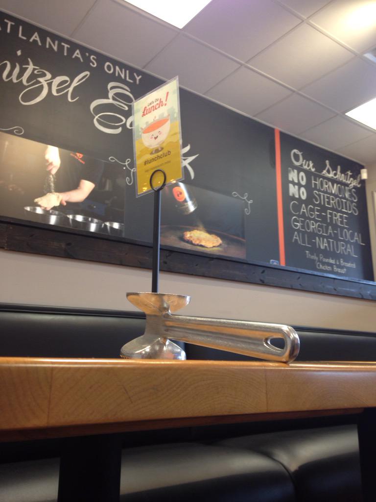letsdolunchapp's tweet photo. #lunchclub schnitzel style! @7Hens http://t.co/Vs7uWZgkyF