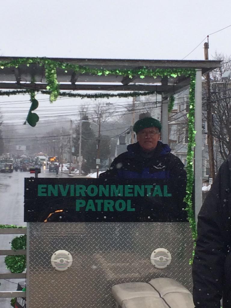 river_clean's tweet photo. St Patty's Day @City of Lawrence, MA http://t.co/y3z6SWnxqA