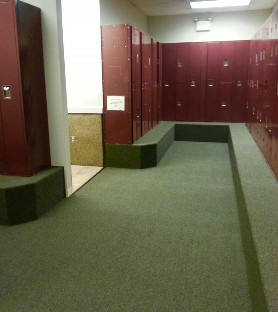 PowerShackGym's tweet photo. 🆕 carpet in our men's LR @ #Powershack #Pickerington. Come get a whiff of that new carpet smell! http://t.co/8jIbdhfVud