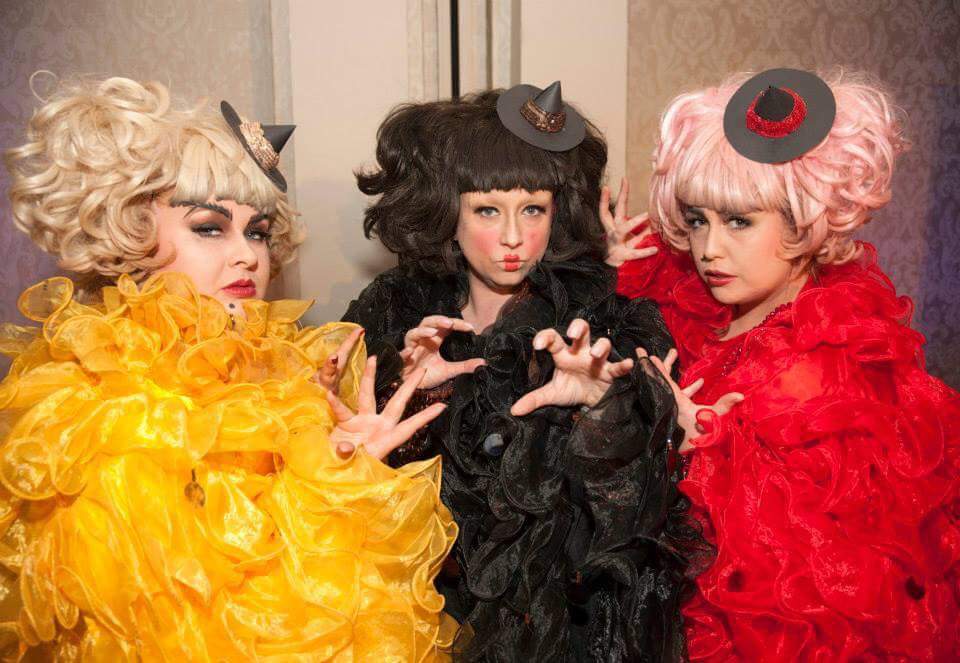 HalloweenHorrorShow tweet media