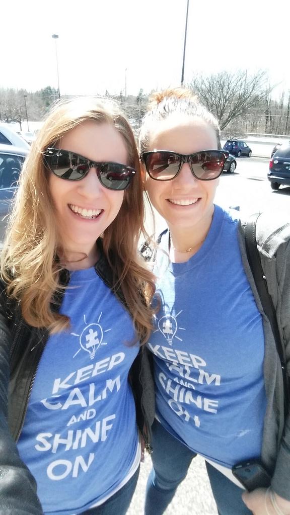 AKipnessPsyD's tweet photo. @LRogolAPBAGB @NeelDesaiBA @ASheehan12  Light it up blue! #sbbas http://t.co/g4qdwej3KS