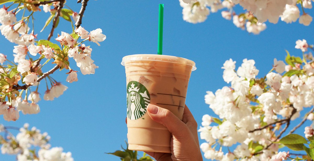 Starbucks's tweet photo. Two sure signs that #springhassprung #icedvanillalatte http://t.co/DKdHMZBC3O