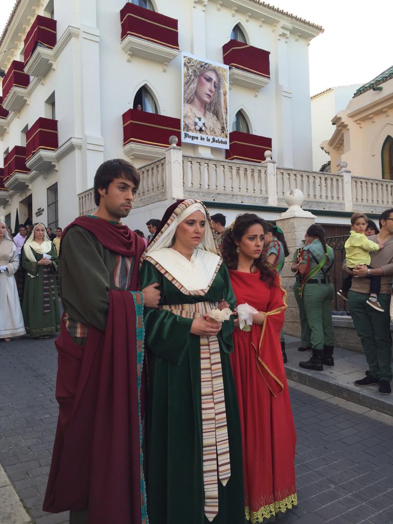 Santa_VeraCruz's tweet photo. Jesús Cautivo la noche anterior seguido por María, Magdalena, Juan y las Santas Mujeres #JuevesSanto #veracruzALH http://t.co/wODp4r6RCE