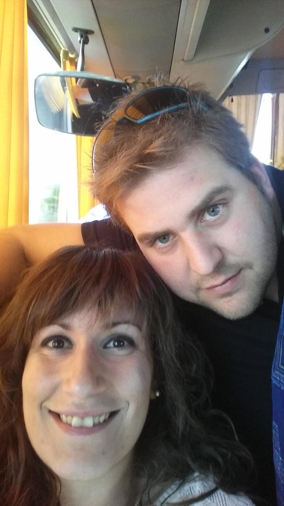 Martalfz's tweet photo. La Semana Santa me encanta, pero mas todavía si es junto a ti @elxorry http://t.co/6WsDs4hayh