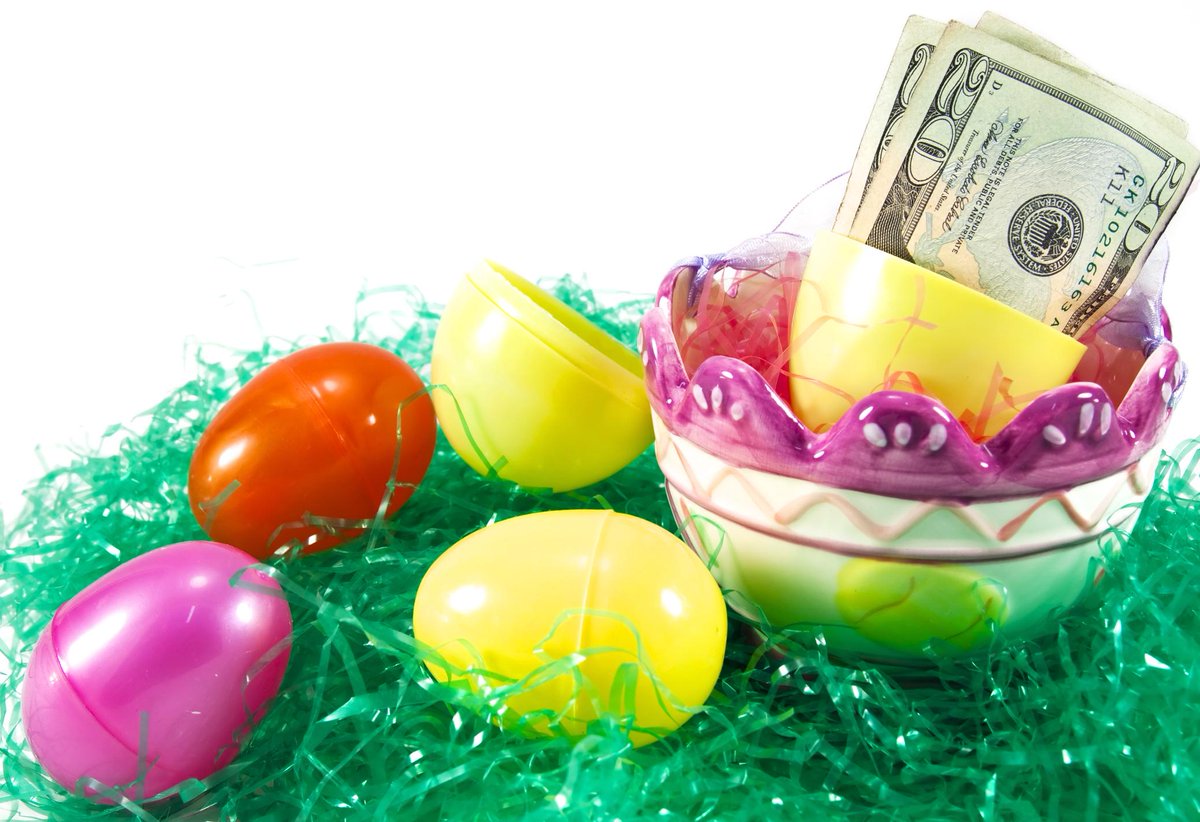 ECUFinancialAid's tweet photo. Don't rely on some bunny to fund your summer classes. Apply now for summer financial aid: http://t.co/krC4ISfn2i http://t.co/gCNuTmBPWX