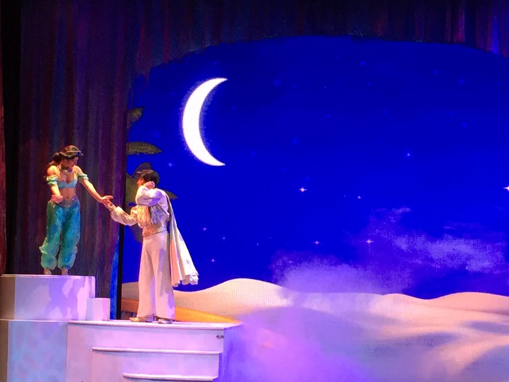 PauBestard's tweet photo. Momento Aladdin y La Princesa Jasmine en el Myckie's Music Festival en @auditoriumpalma
Muchas Gracias #MarcosF. http://t.co/rCKczfB3lp