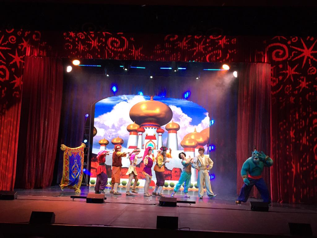 PauBestard's tweet photo. Momento Aladdin y La Princesa Jasmine en el Myckie's Music Festival en @auditoriumpalma
Muchas Gracias #MarcosF. http://t.co/rCKczfB3lp
