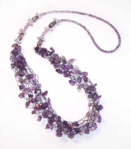 VIBJS's tweet image. Lovely project. Time to learn wire crochet! bit.ly/1BS8kBq