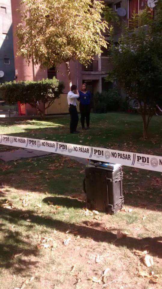 NavJenifer's tweet photo. Y una vez mas, encuentran un cuerpo de algún detenido desaparecido en mi condominio, antiguo regimiento. http://t.co/bhSbo7KPC6