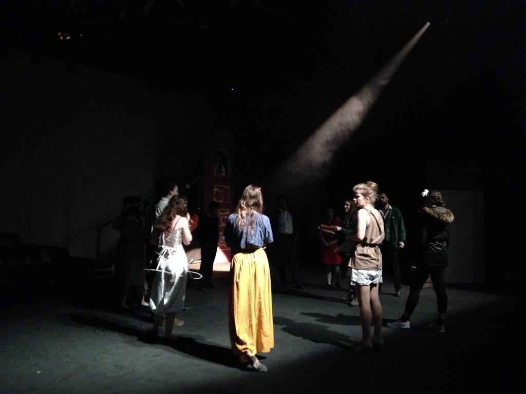 thetrollopster's tweet photo. Notes before last show of #IntoTheWoods break a leg guys! Last show in this venue for #NSDFTech15 @NsdfTech http://t.co/6eQOXt5XVx