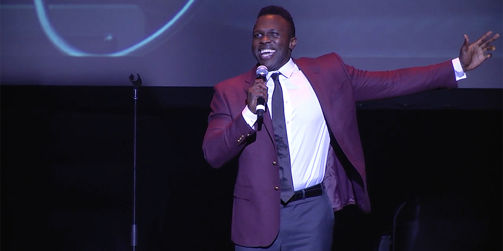 theatermania's tweet photo. EXCLUSIVE VIDEO @joshuahenry20 sings @Carole_King's "Natural Woman" #Miscast2015 @mcctheater → http://t.co/Rd94sV6x9q http://t.co/wOEIq0qF4O