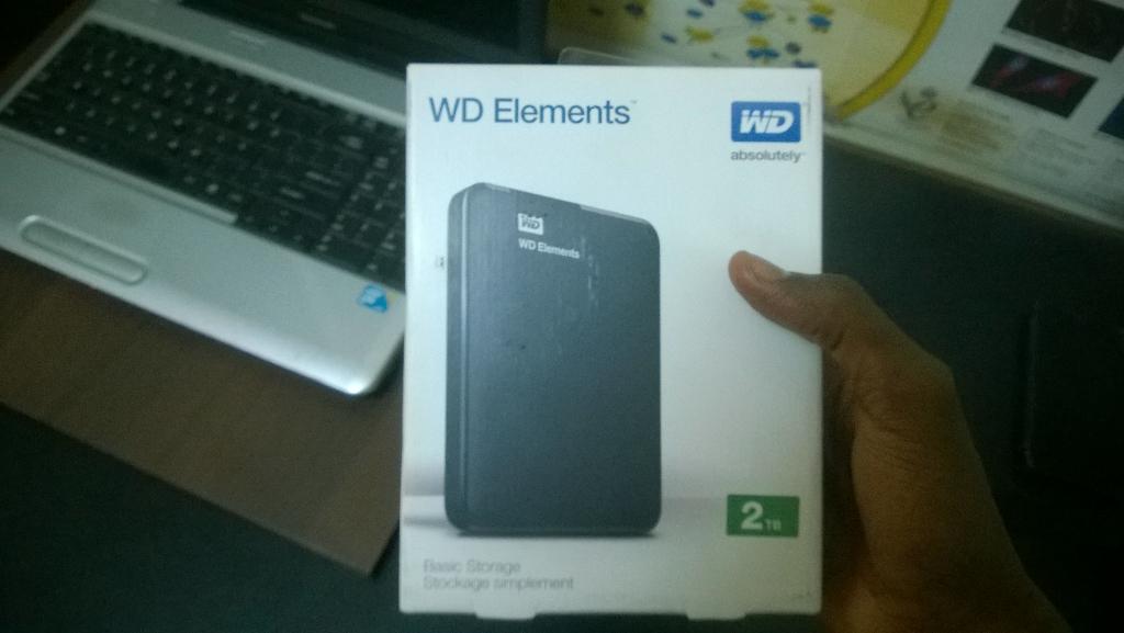 Kenzibit's tweet image. Feel like a burden lifted off my shoulders after getting this for my #XboxOne #MoreStorage #MoreGames @Epic_Louie