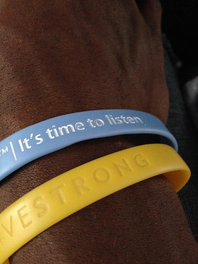 TadariousH's tweet image. Supporting one of my twins Kilee Rowe!!! @autismspeaks #itstimetolisten #AutismAwarenessDay2015