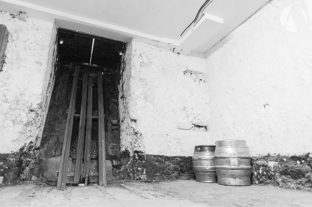 Avantphoto's tweet photo. Day In The Life @Townhouse_EB NEW #pizza &amp; #CraftBeer #pub in #Eastbourne here's the cellar #SussexHour #photography http://t.co/iXWY72b3l3