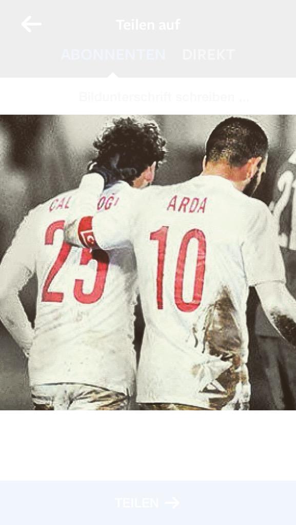 hakanc10's tweet photo. Arda abimle Milli takımda aynı formayı giyidiğim için çok mutluyum. Onunla oynamak gurur veriçi. #25 #10 ⚽️ http://t.co/oPWIUl5LM8