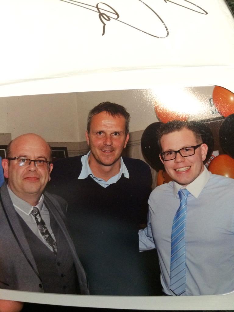 Lukeee1990's tweet image. So happy to have met a Liverpool legend, someone I grew up with looking up to. #LFC #YNWA #BUFC #LEGEND