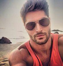 kozlov_Jon's tweet photo. Si alguien quiere rol...Dm http://t.co/iRKmyYpYrS