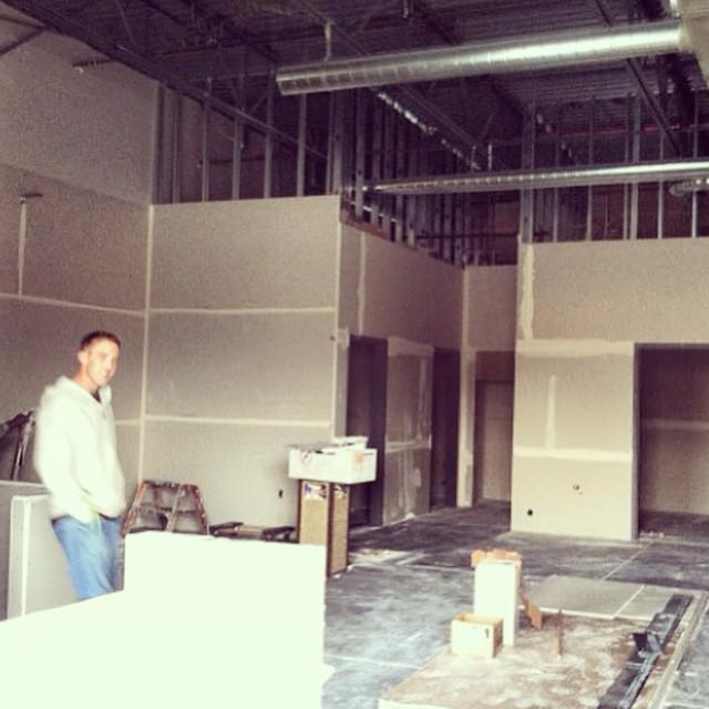 EssentialUses's tweet image. Throwback Thursday! Check out #alignutah before it was  #alignutah !!!! #wealign #tbt #slc #saltlakecity #801 by #W…