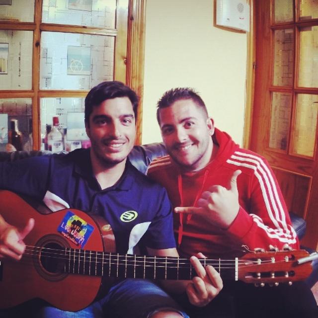 SergioMiji's tweet photo. Nandy y Puskas nuevo discu (sin cantar yo nada) con mi hormono @jaosorio83 http://t.co/tNz9FXUnMK