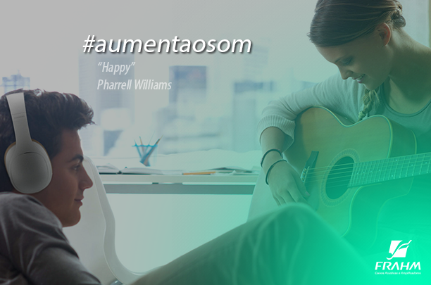 frahmoficial's tweet photo. Vendeu mais de 11 milhões de cópias nos primeiros 6 meses do ano passado. #aumentaosom e curte http://t.co/hSDlTyPi9c http://t.co/grwx5EVOUq