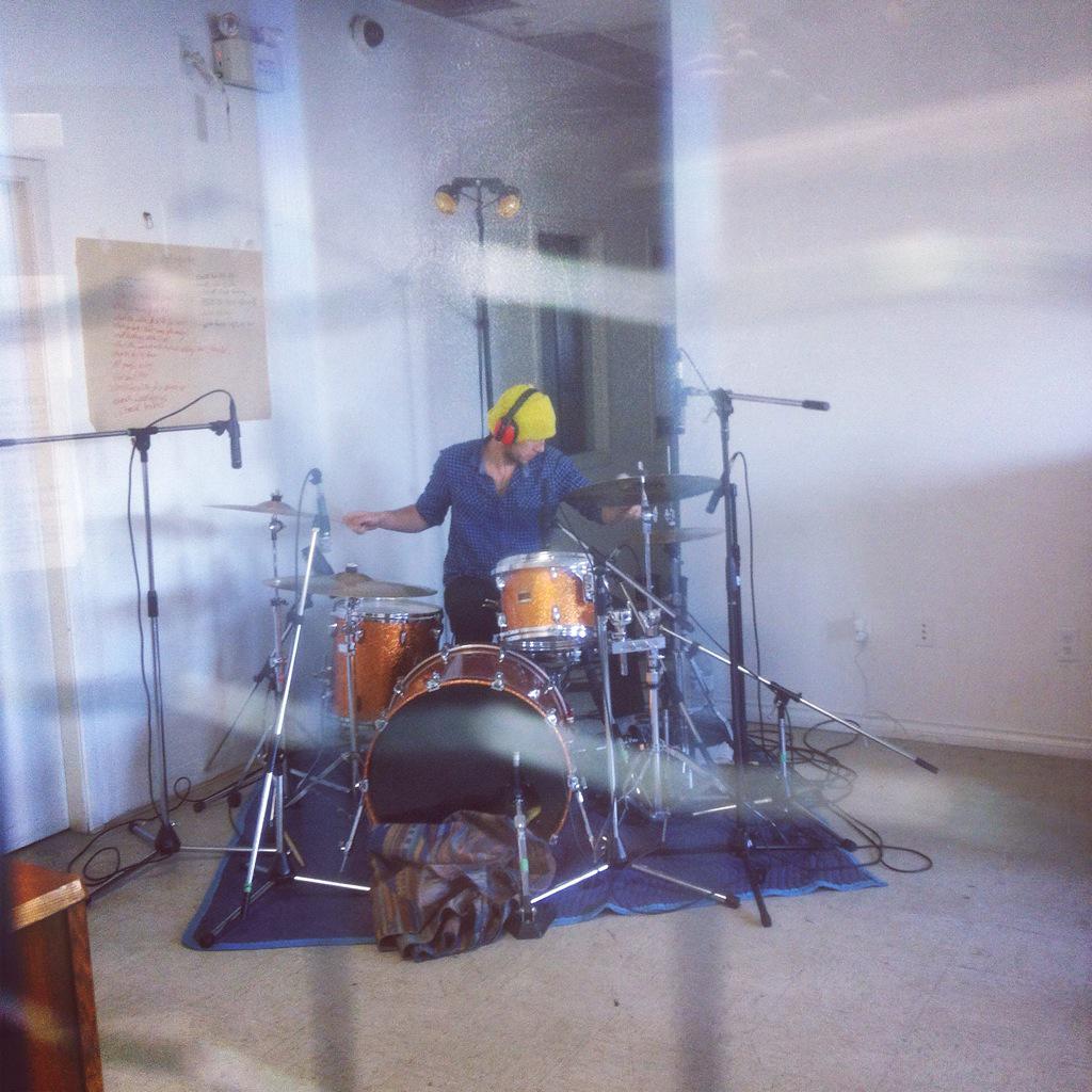 rainbowroadband's tweet photo. Willem! Drums! @biglanesmall @mr_dobolina @CBCMusic http://t.co/r3swyMYNJl