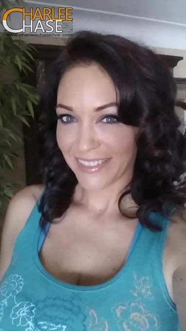 RT @charlee_chase: Another fantastic day on set for @naughtyamerica great to see @TheCashManXXX again<a class="tags" href="/tag/charlee_chase">@charlee_chase</a><a href="/tag/vegas"class="tags"><span>#vegas</span></a><a href="/tag/manipulativemedia"class="tags"><span>#manipulativemedia</span></a><a href="/tag/teammm"class="tags"><span>#teammm</span></a>