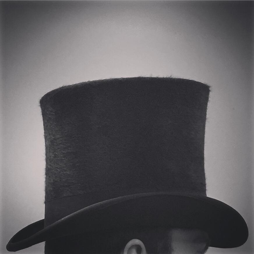 JoeStephenson's tweet image. So, here's an awesome hat #Noel