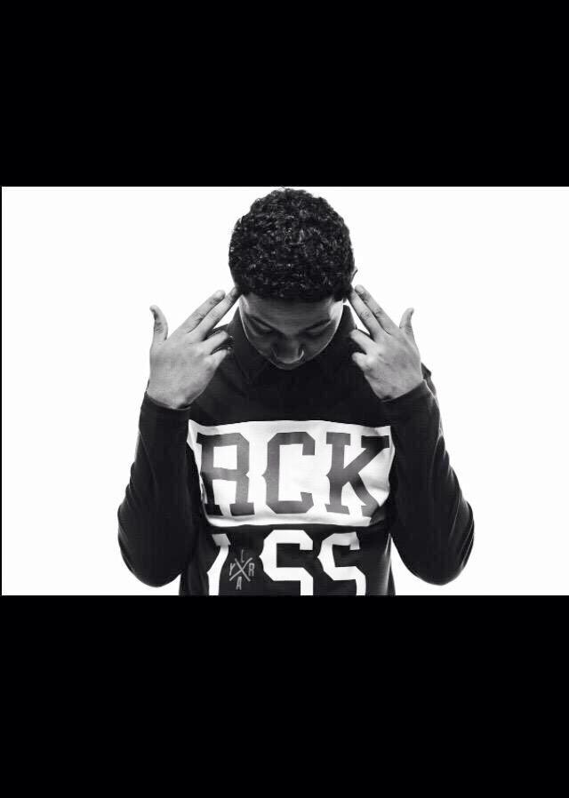 batman2288's tweet photo. First date did 1000+! Don't miss @LilBibby_ #Saturday #GetToKnowMeTour hits #Lansing #Michigan #FahrenheitUltraLounge http://t.co/hQwn0hdLYj