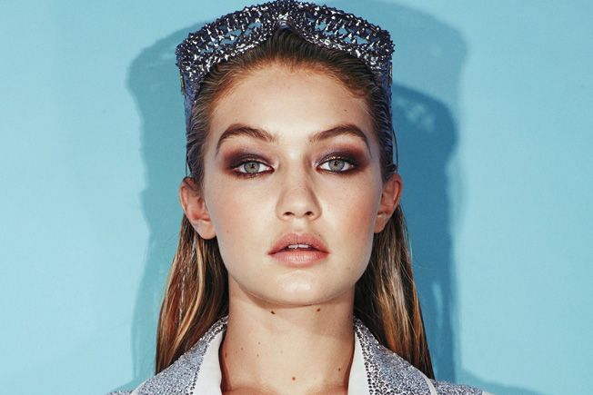 TeenVogue tweet picture