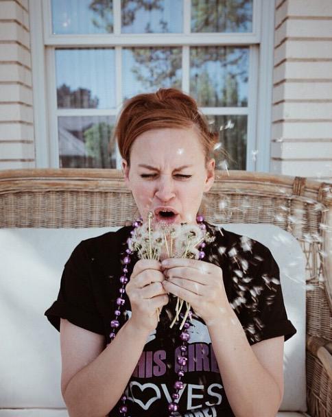 HeyUSA's tweet image. *wishing for the weekend*