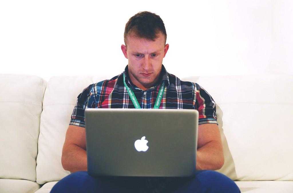 كيف تبدأ بالعمل الحر؟! .. الطريقة الصعبة 
buff.ly/1DshOKJ
#اتعلم_واشتغل