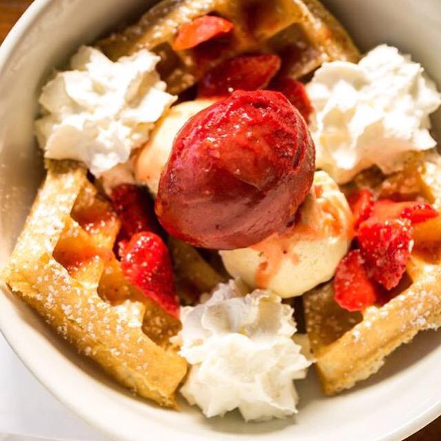5 Napkin Burger tweet media