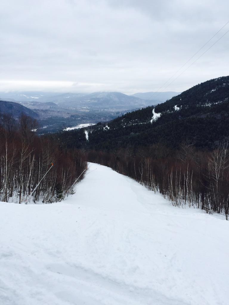 Last day skiing @AttitashResort #ViewingPlatform #SkiUSA2015 #NewYork is calling...