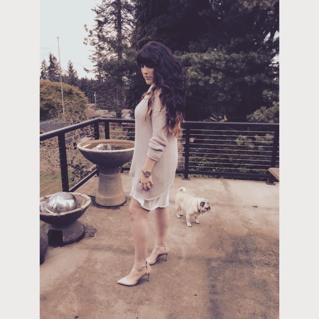 AmeliaJean97's tweet photo. Always keeping it classy. #seattletonight #nightout http://t.co/6T2RNgsZgr