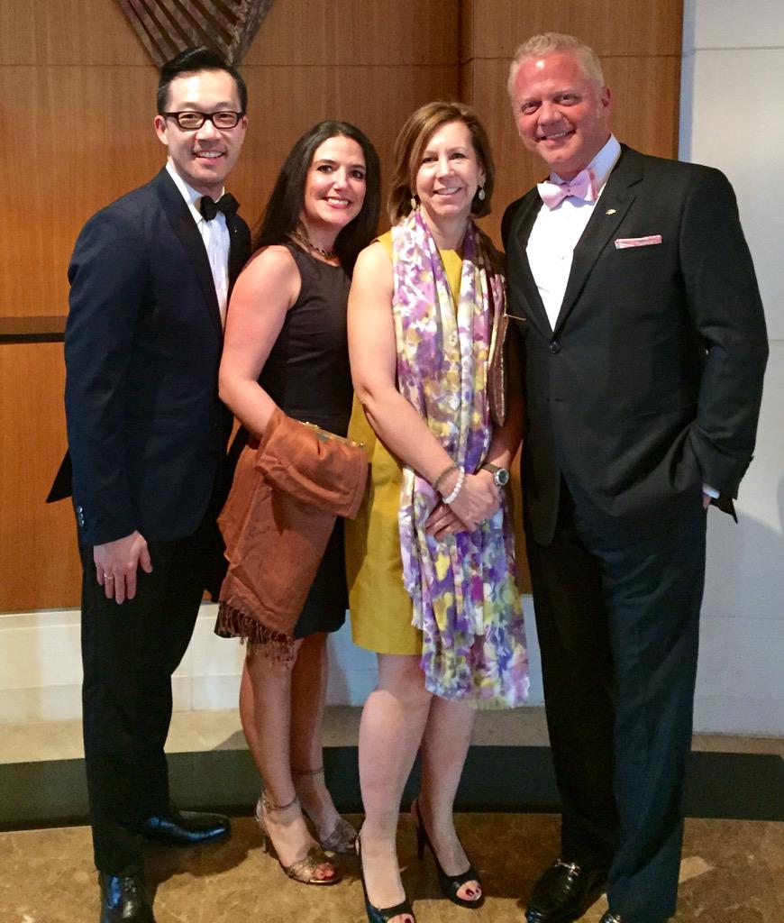 Kaichao's tweet photo. Gala Dinner #MOsales @MO_BOSTON @MO_WASHINGTONDC http://t.co/bP7djSbYTi